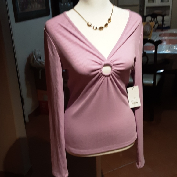 INTEMPO Purple spandex top - Picture 3 of 7